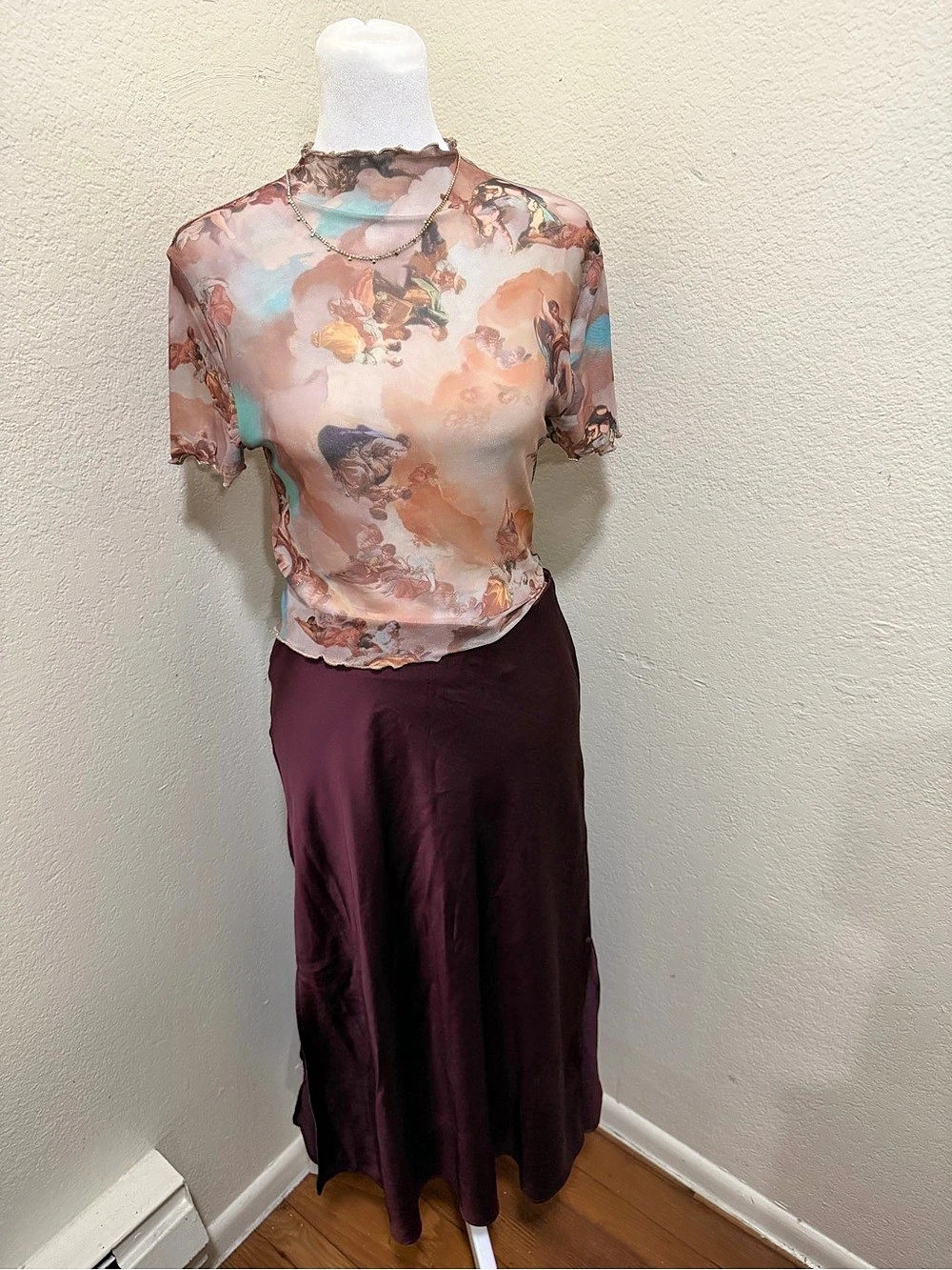 1.STATE mid length Skirt in Purple Size 6 Like New